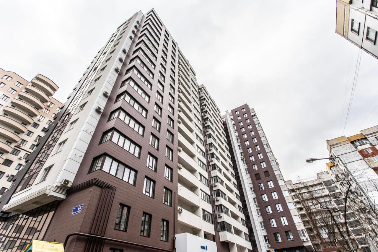 Sky House Premium Apartment In City Center Κισινάου Εξωτερικό φωτογραφία